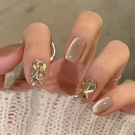 シャンパンゴールド×ジュエリーストーン｜華やぎを極めたラグジュアリーネイルチップ [na0027]