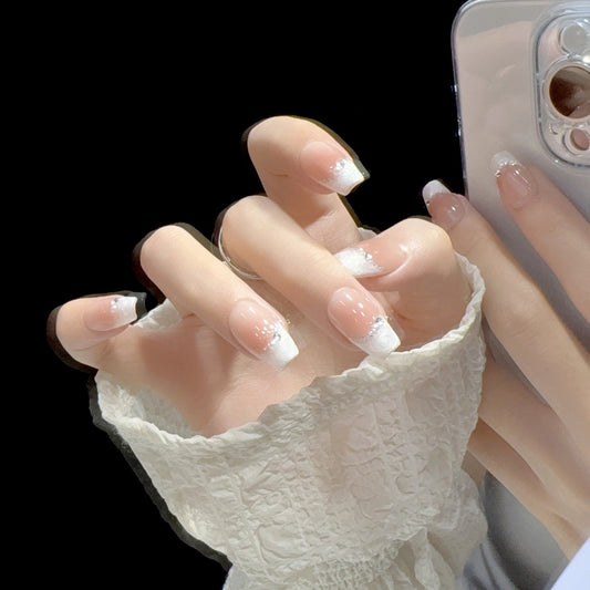 シアーベージュ×ホワイトフラワーフレンチ｜上品ブライダルネイルチップ [na0070]
