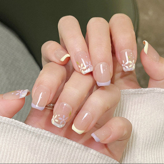 シアーベージュ×パステルフレンチ｜小花刺繍デザインネイルチップ [na0063]