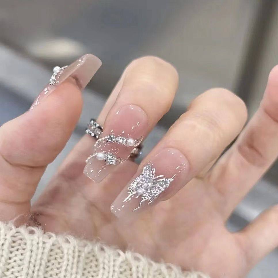 シアーピンク×シルバージュエリーフレンチ｜特別感を纏う上品ネイルチップ [na0040]