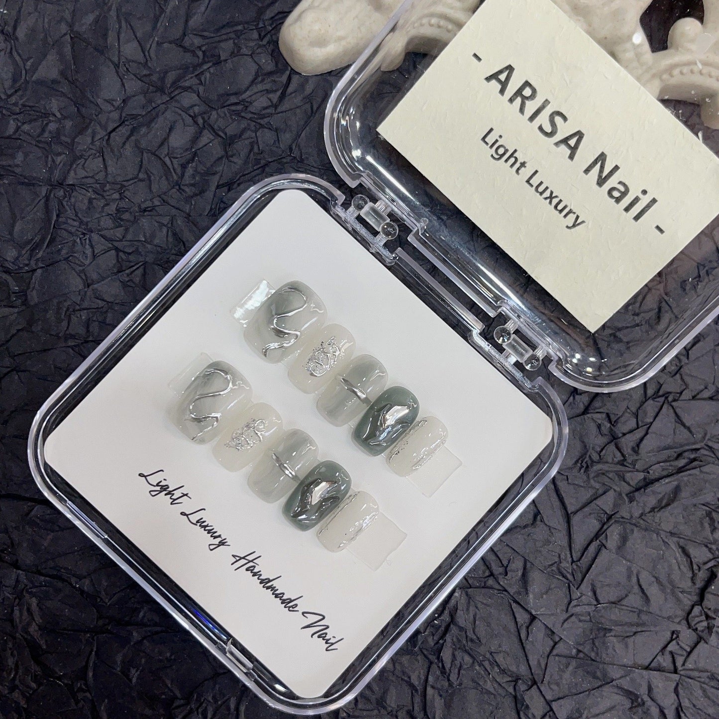 スモーキーグレー×ニュアンスアート｜洗練モードな上品ネイルチップ[na0007]