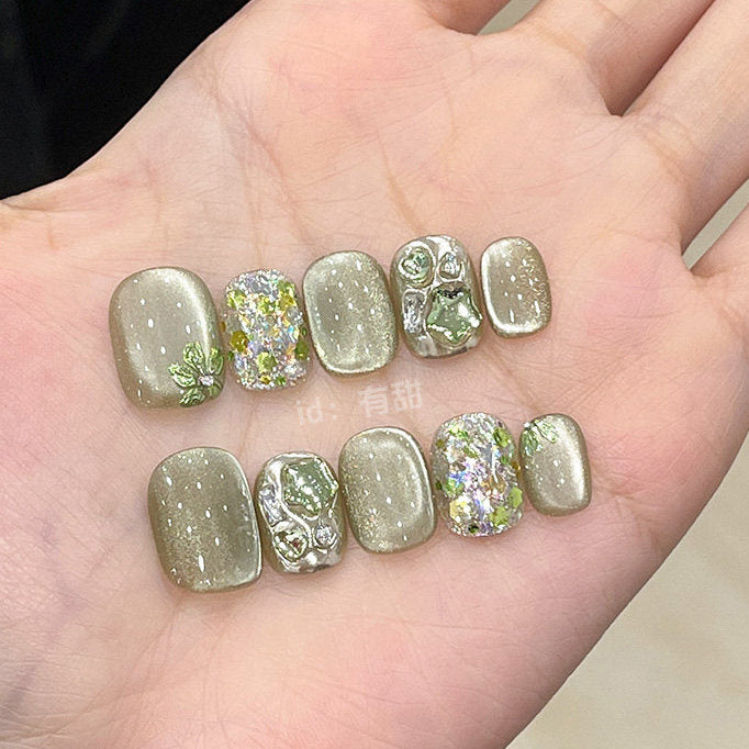 オリーブグレージュ×ボタニカルニュアンス｜深みを纏う大人上品ネイルチップ [na0031]