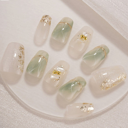 ミルキーセージ×シルバーフレンチニュアンス｜静かな透明感をまとう上品ネイルチップ [na0033]