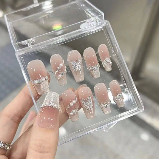 シアーピンク×シルバージュエリーフレンチ｜特別感を纏う上品ネイルチップ [na0040]