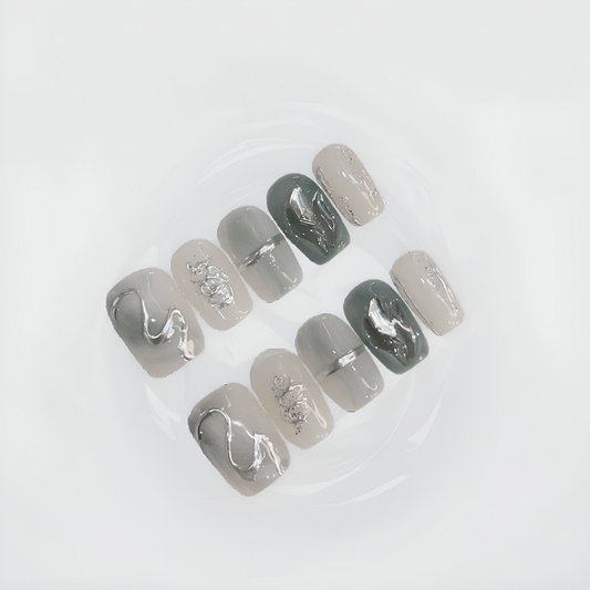 スモーキーグレー×ニュアンスアート｜洗練モードな上品ネイルチップ[na0007]