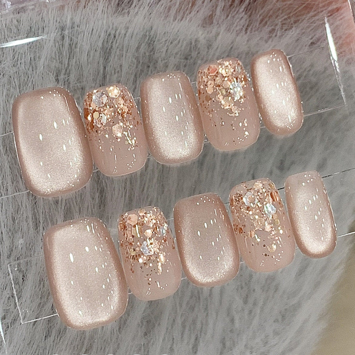 シアーピンク×ローズゴールドラメ｜柔らかく輝く大人上品ネイルチップ [na0028]